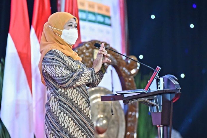 Gubernur Jatim Khofifah Indar Parawansa