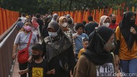 Jadwal libur Lebaran 2022 bisa dilihat juga melalui Kalender Pendidikan Tahun Pelajaran 2021/2022 untuk siswa PAUD, TKLB, SD, SDLB, SMP, SMPLB, SMA, SMALB, dan SMK. Di dalamnya tercatat, libur Lebaran adalah selama tiga hari sebelum dan enam hari sesudah Idul Fitri.