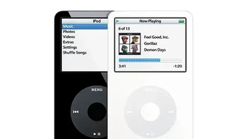 Tahun 2005, generasi kelima iPod diluncurkan dengan bodi dan layar lebih lebar seiring banyaknya video musik dan juga film di iTunes Store.  Foto: Apple