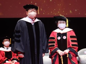 Megawati Terharu Terima Gelar Profesor Kehormatan dari SIA Korsel