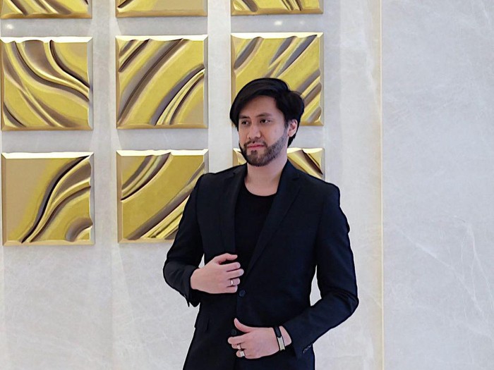Kevin Aprilio
