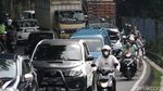 Masyarakat Kembali Bekerja, Lalin di Sawangan Depok Macet