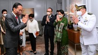 Sejumlah pertemuan yang akan dihadiri Jokowi antara lain pertemuan dengan anggota Kongres; pertemuan dengan para CEO besar Amerika; pertemuan dengan Wapres Harris dan Tim Perubahan Iklim Amerika; dan pertemuan Tingkat Tinggi Pemimpin ASEAN dan Presiden Biden. 