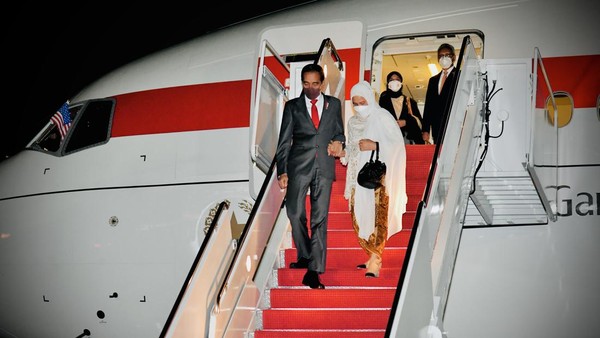 Momen Jokowi Tiba di Washington DC, AS