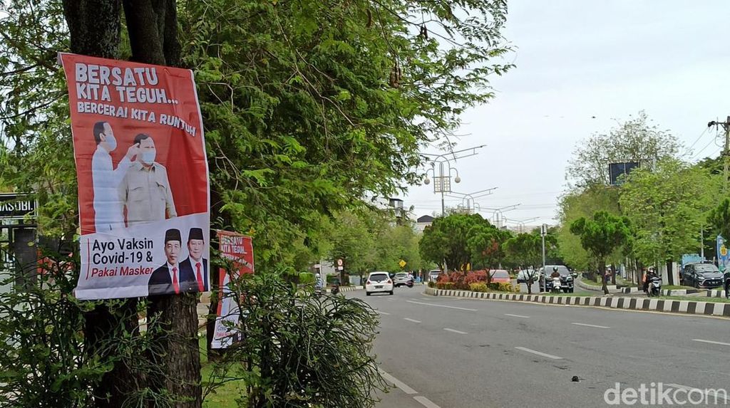 Gerindra Apresiasi Isi Pesan Poster Prabowo-Jokowi Bercerai Kita Runtuh