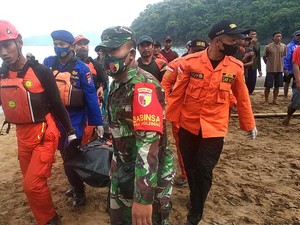 Wisatawan yang Tenggelam di Pantai Konang Trenggalek Ditemukan Tewas