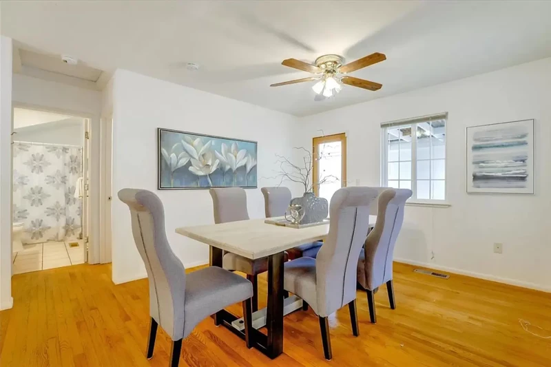 Rumah kontrakan Zuckerberg