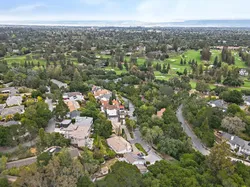 Rumah Bekas Kontrakan Mark Zuckerberg Dijual Rp 77 Miliar