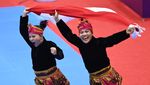 Senyum Manis Pesilat Ganda Putri Raih Emas SEA Games Vietnam