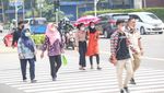 Gambaran Teriknya Jakarta Saat Fenomena Cuaca Panas