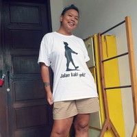 Untuk mencapai tujuannya memiliki tubuh sehat, ia pun mendatangi seorang guru dan pakar kesehatan. Dari situlah dia mulai mengenal pola makan dan gaya hidup sehat. Foto: Instagram/@botikapanggabean