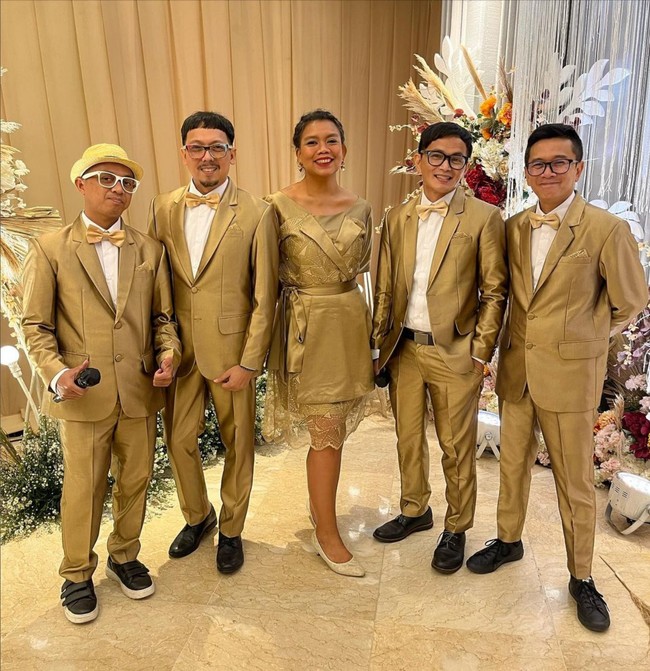 Gaya hidup dan pola makan yang dijalaninya memang tidak mudah dan perlu waktu lama agar bisa mencapai target. Foto: Instagram/@botikapanggabean