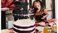 Ulang tahun Magika tahun ini dirayakan dengan konsep Ninja Pool Party. Foto: Instagram Nia Ramadhani