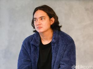 Sinopsis Sekotengs, Serial Adipati Dolken yang Diadaptasi dari Webtoon