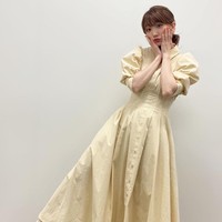 Menurut Ayumi talenta itu bisa jadi adalah turunan keluarga. Mungkin itu mengalir dalam keluarga karena daun telinga ibuku juga elastis. Aku sering memegang dan menarik telingaku ketika kecil, terutama ketika aku mengantuk, mungkin itu berperan juga, kata wanita yang seorang blogger tersebut.Foto: Instagram Ayumi Takada