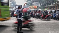 Begini Sibuknya Kota Jakarta yang Kembali Ramai Usai Lebaran