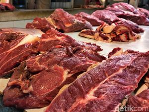 Ada Wabah PMK, Harga Daging Sapi di Tasikmalaya Turun