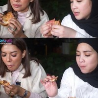Tampil berhijab, ibu dua anak itu menjelaskan program yang ada di akun Youtube Rans Entertaiment. Guys, aku mau cobain makanan ditemenin sama Kak Nana, aku selama kemarin gara-gara pandemi karena susah jajan, kalau di rumah kita panggilin gerobaknya ke rumah dan prokesnya lebih terjaga. Sekalian bantuin UMKM, nama programnya Jajarans, kata Nagita. Foto: Dok. Youtube Rans Entertaiment.
