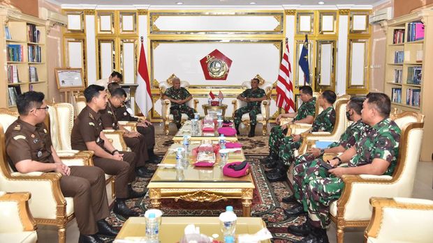Jampidmil Kejagung Bertemu Komandan Korps Marinir, Ini yang Dibahas