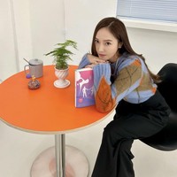 Jessica Jung baru saja merilis ‘Bright’, sekuel dari novel pertamanya yang berjudul ‘Shine’. Eks member Girls’ Generation itu pun menuai kontroversi karena diduga telah menggiring opini publik terkait masalahnya. Foto: dok. Instagram @jessica.syj
