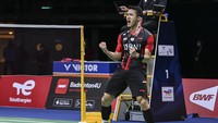 Sedangkan Ahsan/Kevin menumbangkan Liu Yu Chen/Ou Xuan Yi dua gim langsung 21-17 dan 21-16.