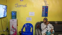 Setelah menjanda, wanita sering diperlakukan tidak baik dan kehilangan hak warisnya. Bahkan banyak janda di sana yang mengalami penganiayaan oleh mertuanya.  