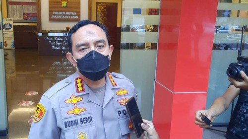 Kapolres Metro Jaksel Kombes Budhi Herdi Susianto