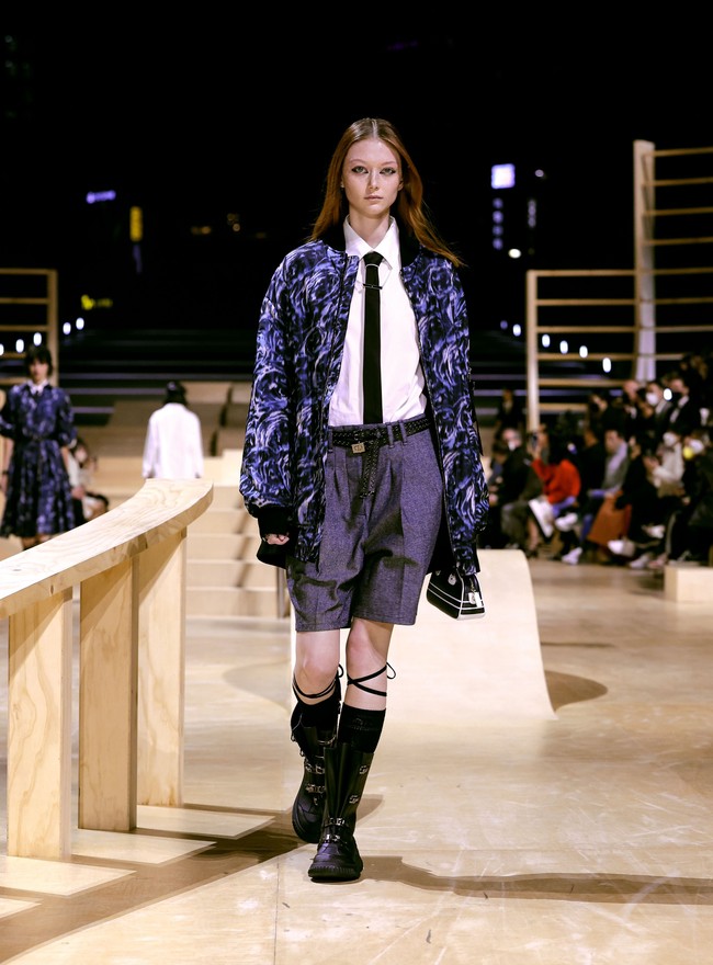 Dior mengadakan peragaan busana musim gugur 2022 di Ewha Womans University, Republik Korea, 30 April 2022. Foto Dok. Dior.