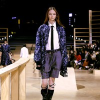 Dior mengadakan peragaan busana musim gugur 2022 di Ewha Womans University, Republik Korea, 30 April 2022. Foto Dok. Dior.