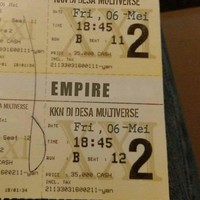 Buat yang belum nonton Doctor Strange dan KKN Desa Penari nggak usah takut karena kini ada versi kolaborasinya. Tertarik gak nih buat nonton KKN di Desa Multiverse? Foto: Twitter/andysulistyo