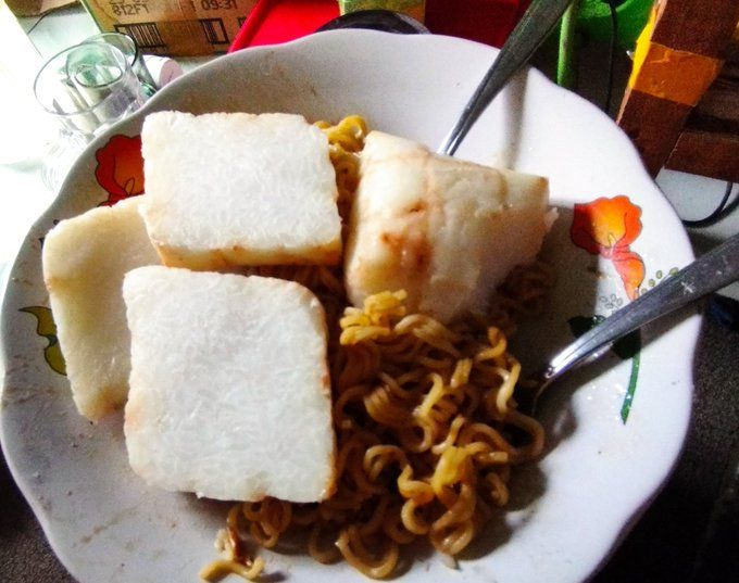 Nessie Judge Sebut Mie Instan Pakai Nasi Mitos, Ini Kombinasi Mie Instan Nyeleneh