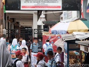Update PTM 100 Persen: Pedagang Makanan Boleh Jualan di Dekat Sekolah