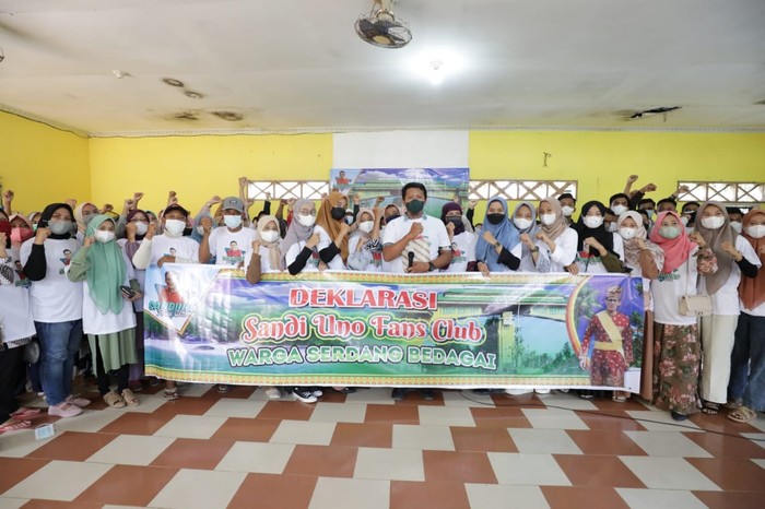 Ratusan relawan Sandi Uno Fans Club Serdang Bedagai, Sumatera Utara