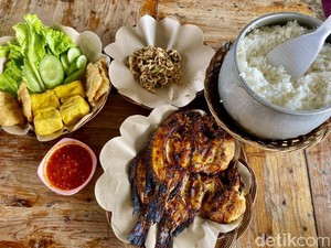 Makan dan Ngadem Bareng Keluarga di Restoran Apung Cililin-Bandung