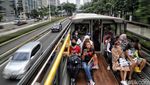 Seru! Keliling Ibu Kota Naik Bus Wisata Jakarta