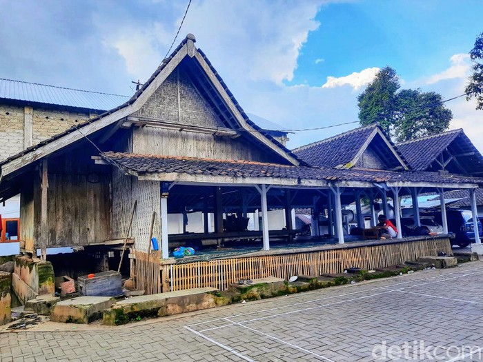 Surau Ponpes Jhegeteh