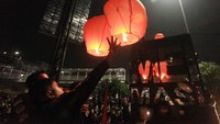 Empat mahasiswa Pahlawan Reformasi Tragedi 12 Mei tersebut adalah Elang Mulia Lesmana, Heri Hertanto, Hafidin Royan, dan Hendriawan Sie.    