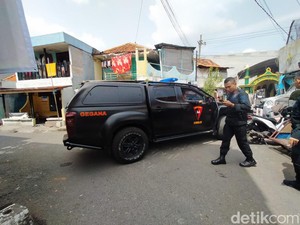 Pasca-Temuan Mortir, Tim Jibom Sisir Sungai Dupak Jaya Surabaya