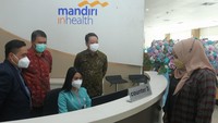 Konter ini dapat berfungsi sebagai sumber informasi, penanganan keluhan peserta, pengendalian layanan terpadu serta meminimalisir waktu tunggu.