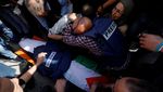 Warga Palestina Tumpah Ruah Antarkan Jenazah Jurnalis Al Jazeera