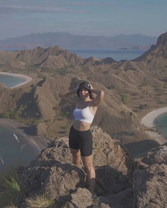 Wulan Guritno Wulan Guritno