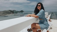 Ada pesan penting dalam keterangan foto yang dituliskan Wulan Guritno. (dok. Instagram @wulanguritno) 