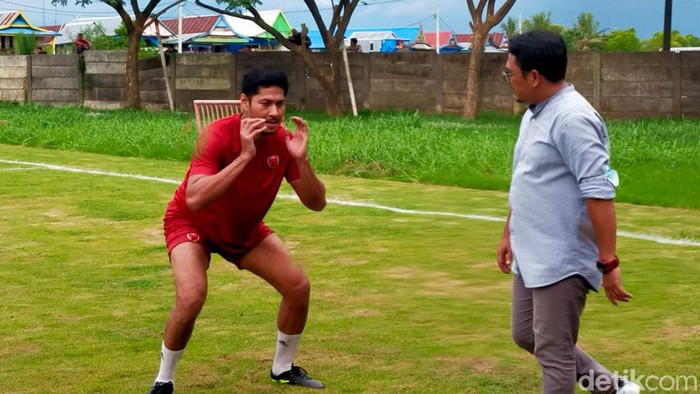 Bek PSM Makassar, Abdul Rahman Sulaiman menjalani latihan terpisah.