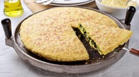Torta al testo juga menjadi hidangan wajib lainnya di Danau Trasimeno (CNN)