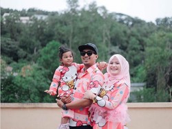 Begini Jadinya Gaya Suami yang Punya Istri Fans Hello Kitty, Jangan Diledek!