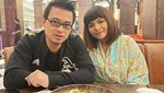 Gaya Seksi Dinar Candy Saat Piknik di Pantai hingga Makan Bareng Sahabat
