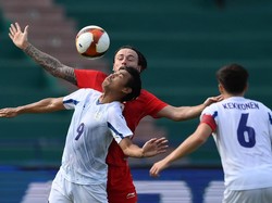 Selepas jeda, Filipina tampil lebih menekan untuk mengejar ketinggalan.