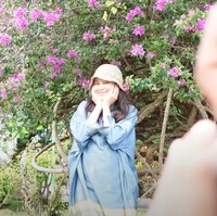 Indah Permatasari telah menikah dengan Arie Kriting pada 12 Januari 2021 lalu. Akhirnya setelah 16 bulan pernikahan keduanya memberikan kabar bahagia seputar kehamilan Indah. Kabar tersebut dibagikan melalui akun Instagram dan YouTube channel milik Indah. Foto: YouTube/Indah Permatasari