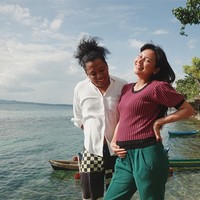 Melalui video YouTubenya Arie juga mengaku bahwa awal menikah dirinya dan Indah tidak ingin langsung memiliki anak karena Indah yang merasa masih terlalu muda. Namun sebenarnya Arie sendiri memang sudah ingin memiliki anak sejak lama. Kini keinginannya itu pun terwujud. Foto: Instagram/@indahpermatas