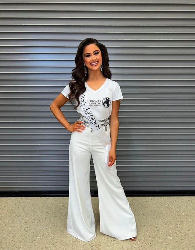 Salah satu teman Kailia mengatakan bahwa sahabatnya itu tengah berjuang dengan masalah pribadinya sebelum bunuh diri. “Kami tahu dia sedang berjuang dengan beberapa hal, dan kami semua melakukan semua yang kami bisa untuk menyemangati dan membantunya,” ungkap sahabat Kailia itu.Foto: dok. Instagram/@kailiaposey